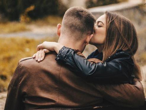 两个男人,两位男性如何塑造时代风云